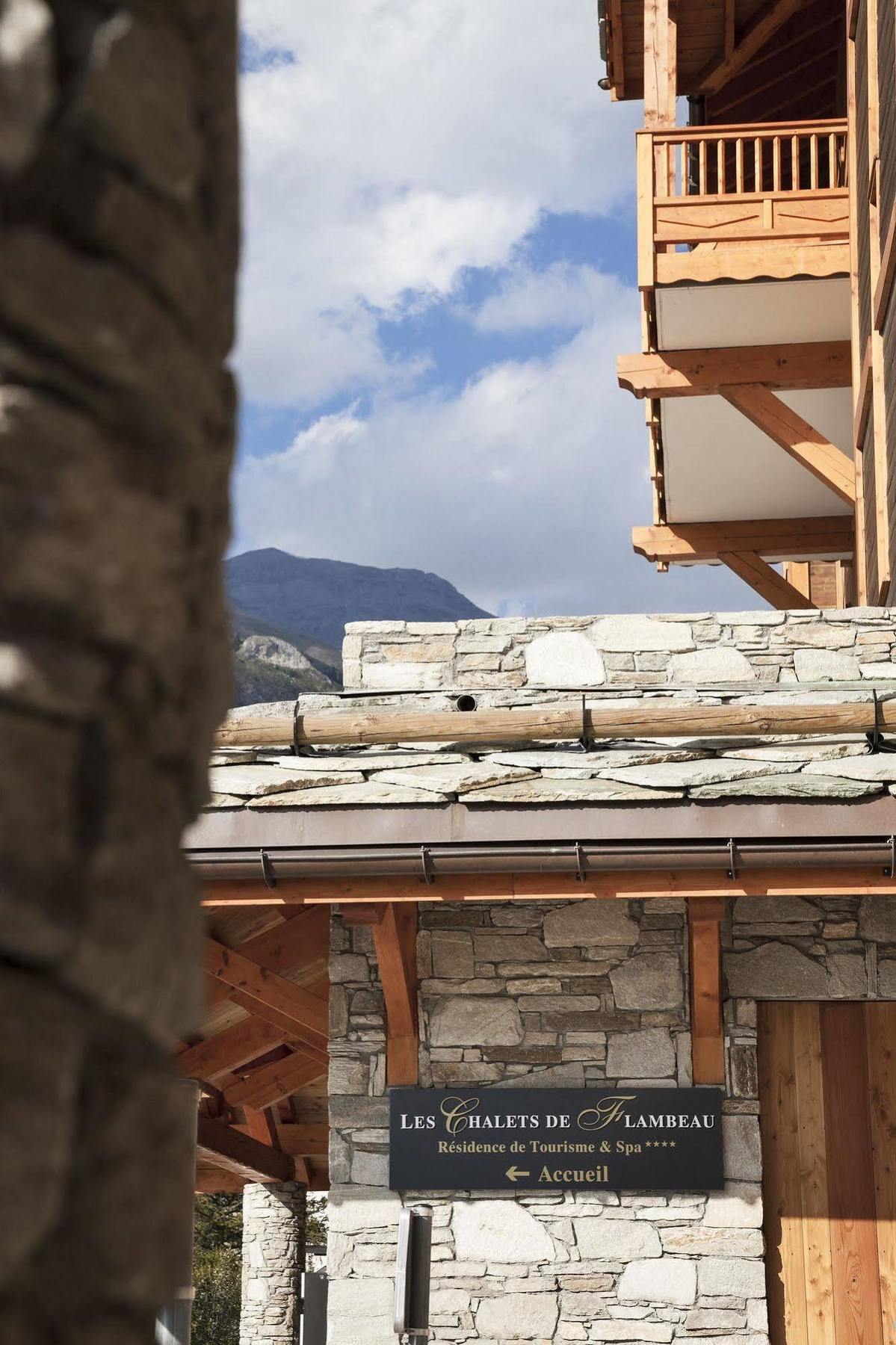 Cgh Residences & Spas Les Chalets De Flambeau Lanslebourg-Mont-Cenis Bagian luar foto